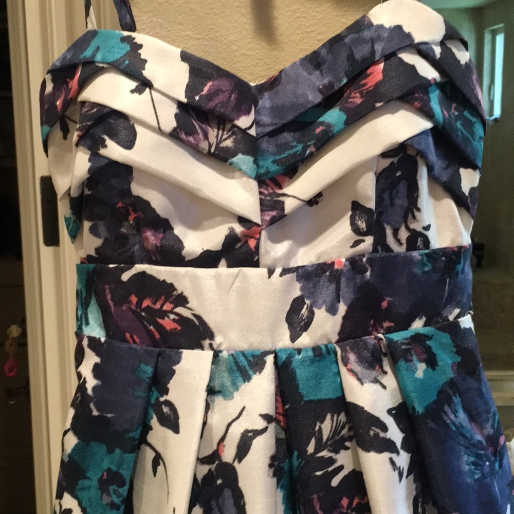 Blue floral detail party dress